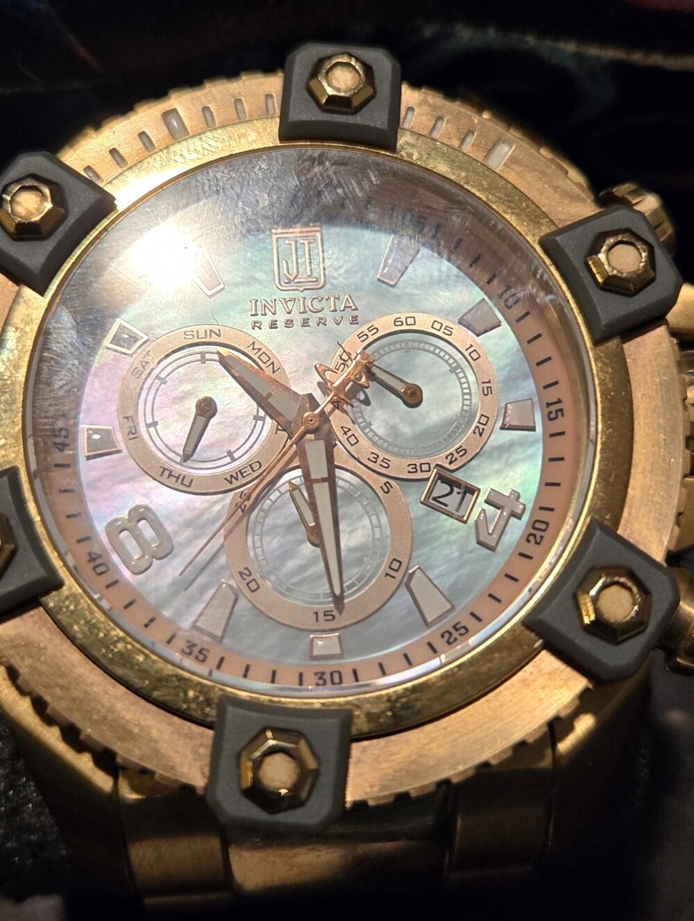 Invicta 60+ MmRose Gold Chronograph Watch with Iridescent Mother-of-Pearl Dial